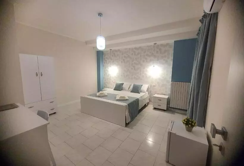 Majatalo Villa Letizia   Sky Blu Pompei Room