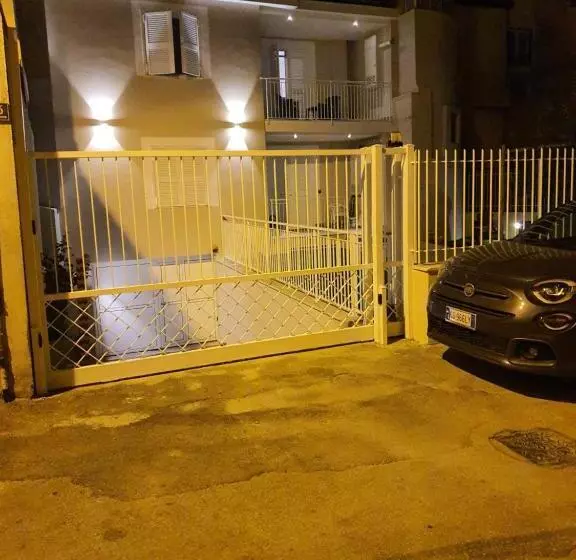 Majatalo Villa Letizia   Sky Blu Pompei Room