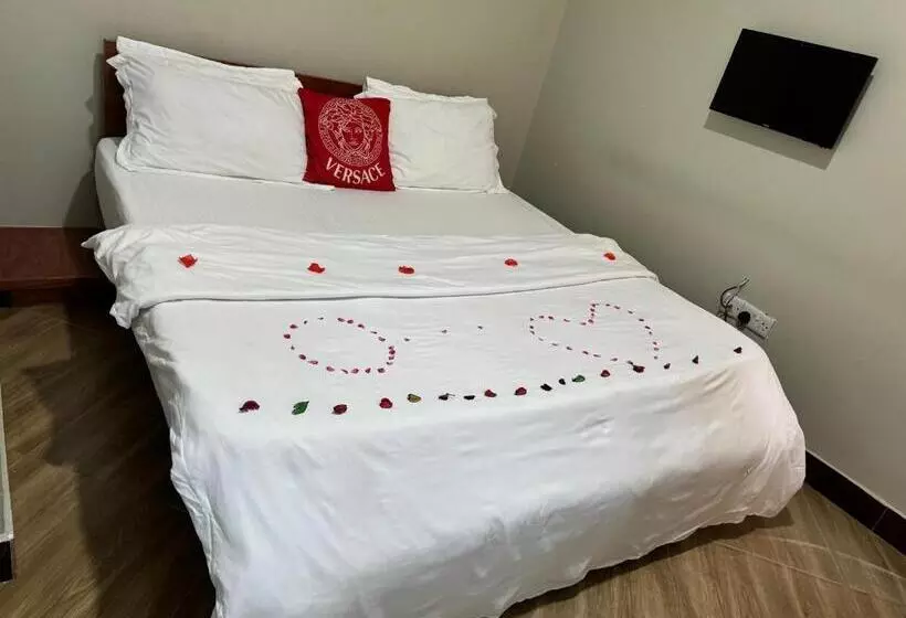 Standard Self Contained Room