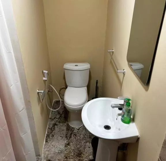 Retkeilymaja Roots Inn