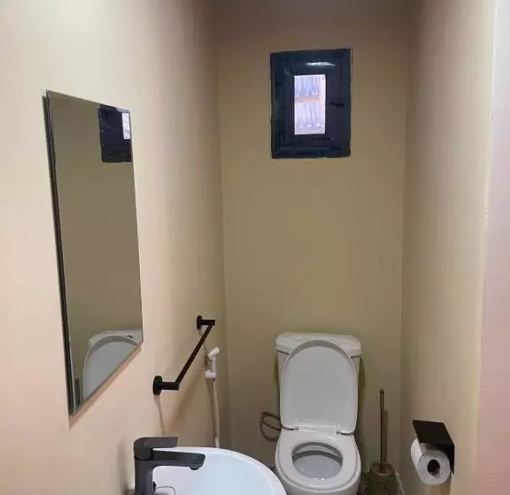 Retkeilymaja Roots Inn