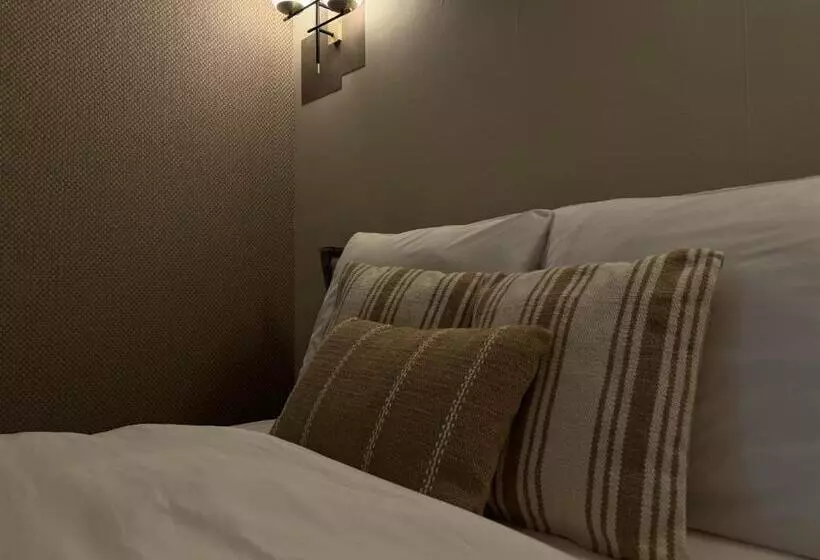 تختخواب و صبحانه Berg En Bos Suite