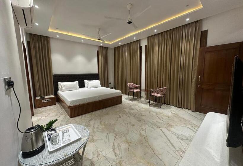 צימר Bhagya Homestay Royal Room Mohali S Best