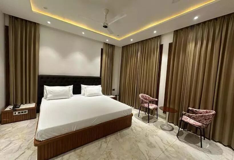 ベッドアンドブレックファースト Bhagya Homestay Royal Room Mohali S Best