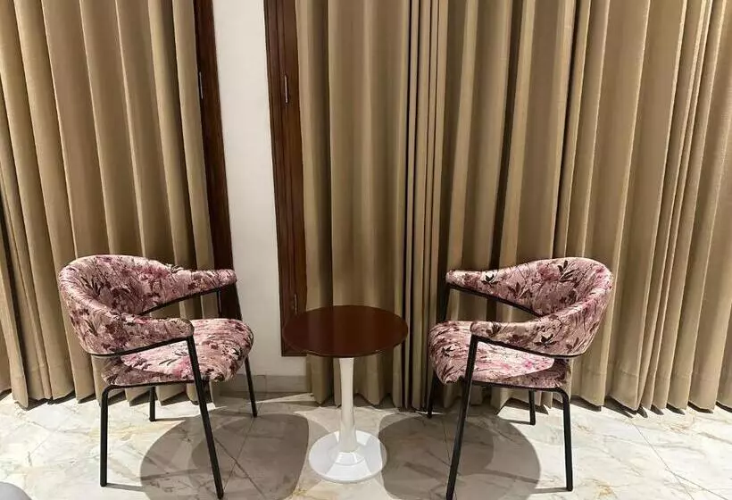 ベッドアンドブレックファースト Bhagya Homestay Royal Room Mohali S Best