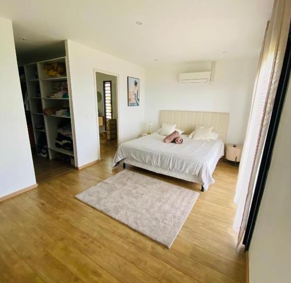 تختخواب و صبحانه Chambre D Hôtes Mahot