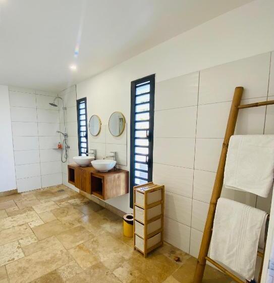 تختخواب و صبحانه Chambre D Hôtes Mahot