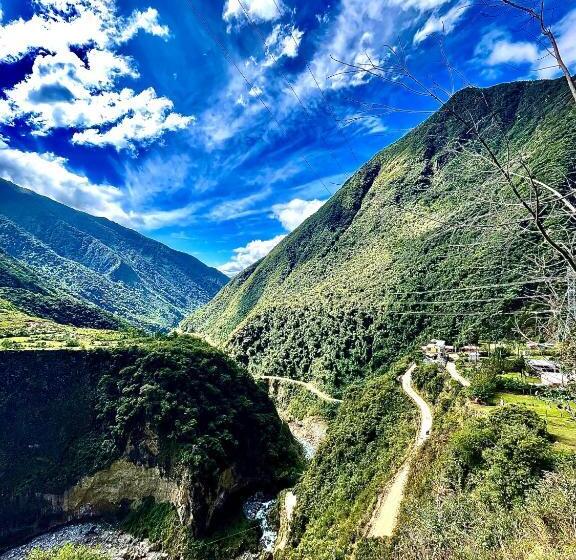 هتل کپسول Salkantay Star Capsule