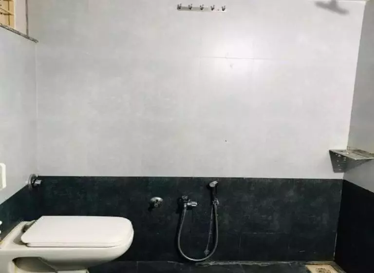 ホテル Shree Radhe Bungalow Bhuj