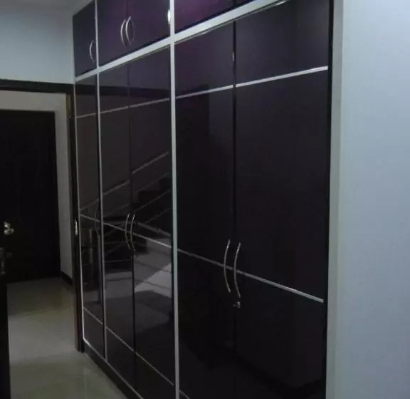 ホテル Shree Radhe Bungalow Bhuj