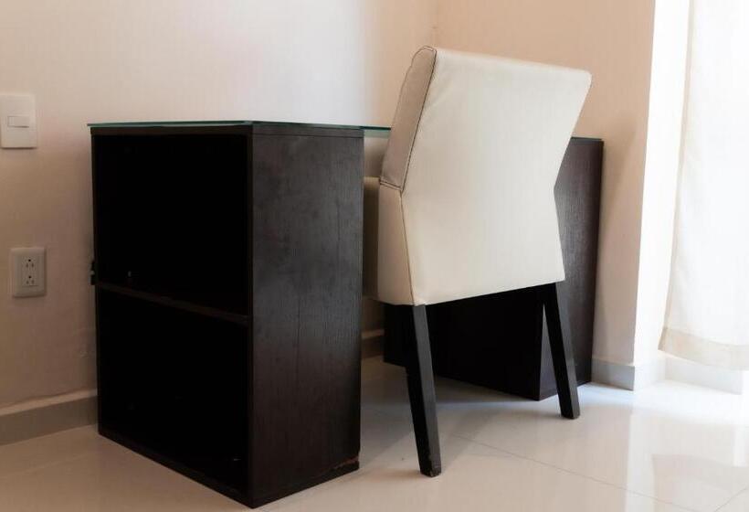 Infinity Suites Habitacion Doble 102