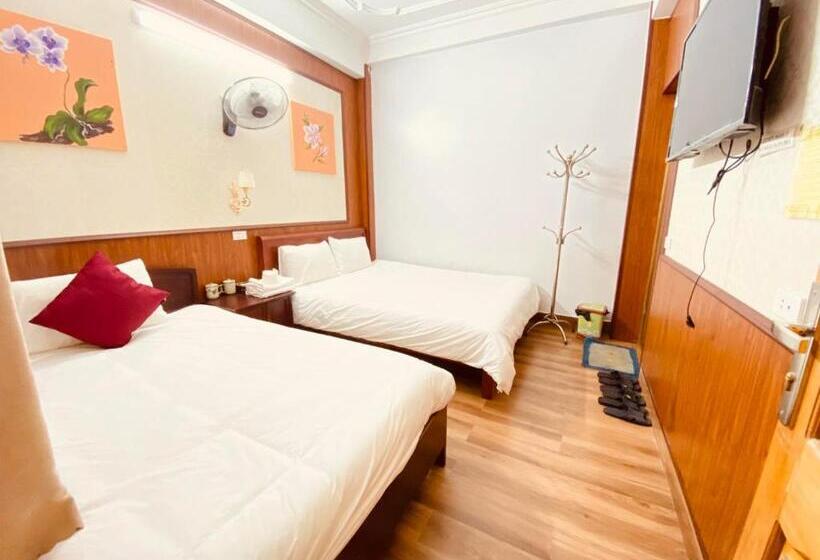 Khuyên Ngọc Hotel Sapa