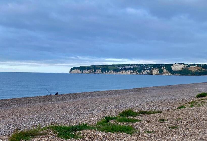 펜션 Beachcroft Cliff View