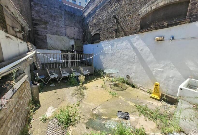 Пансион Locke & Quay Exclusive Rooms