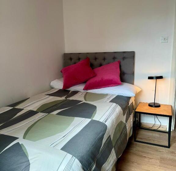 Pensão Modern Haven