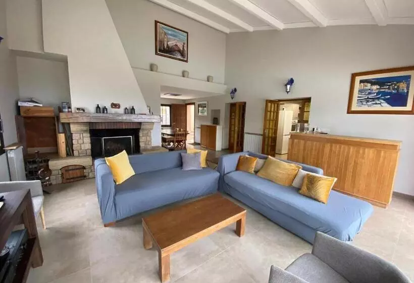 Majatalo Villa Safran