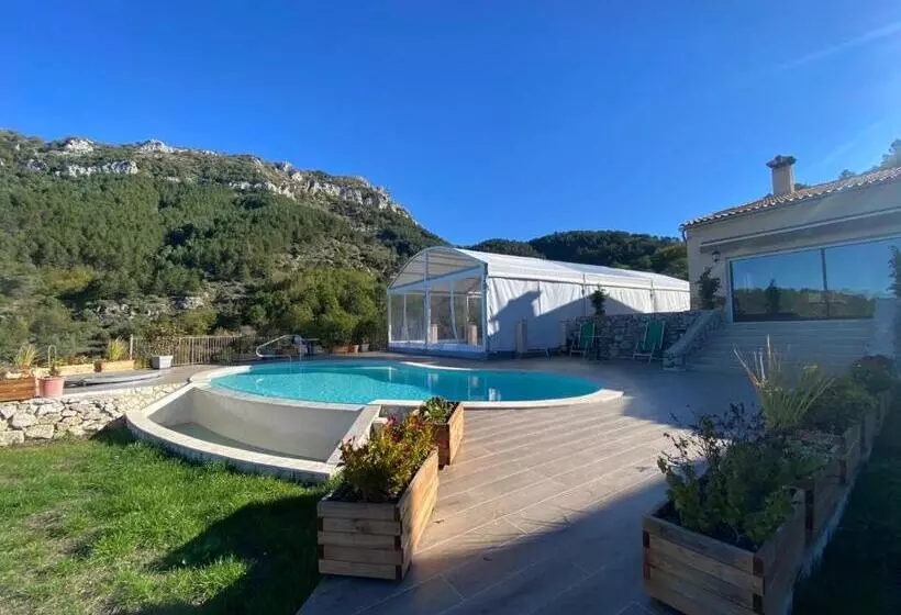 Majatalo Villa Safran