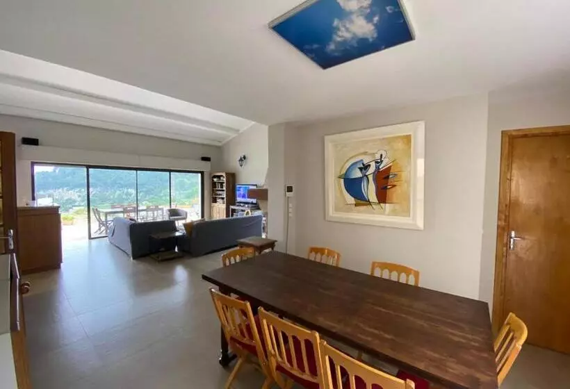 Majatalo Villa Safran