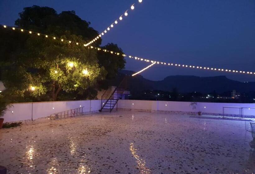 호스텔 Voyage Zo Lonavala