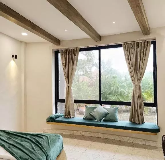 Retkeilymaja Voyage Zo Lonavala