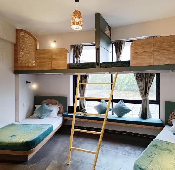 호스텔 Voyage Zo Lonavala