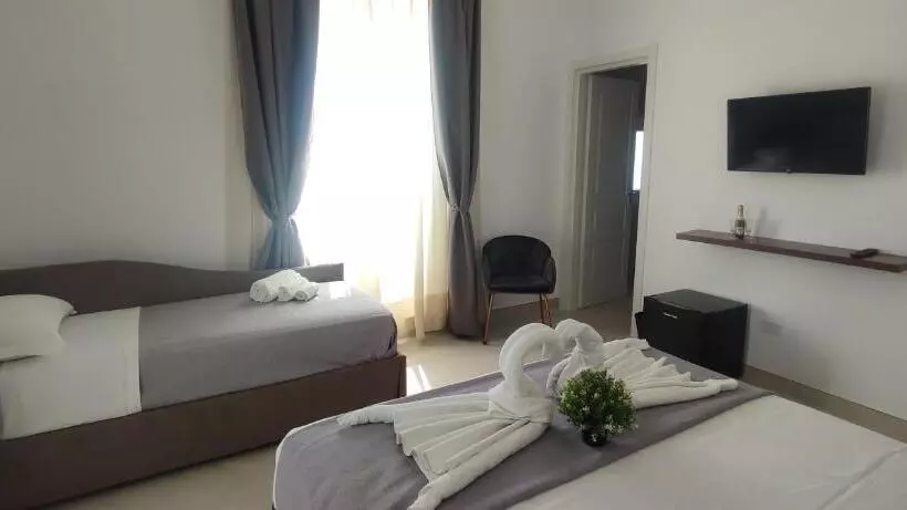 Aamiaismajoitus (B&B) Fevi Rooms