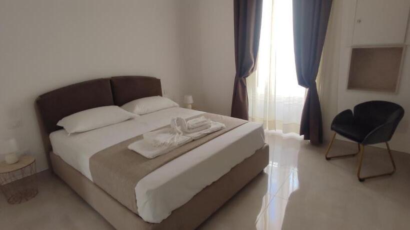 مبيت وإفطار Fevi Rooms