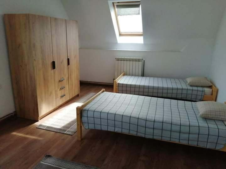 Egyszerű és Nagyszerű Hostel