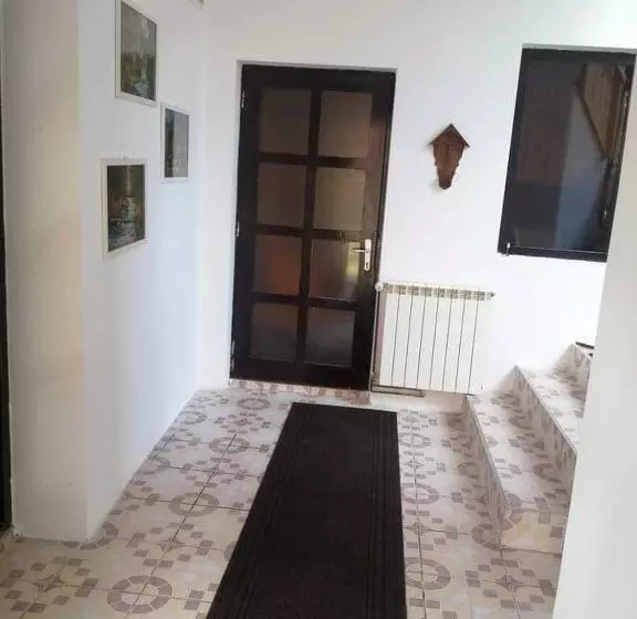 Egyszerű és Nagyszerű Hostel