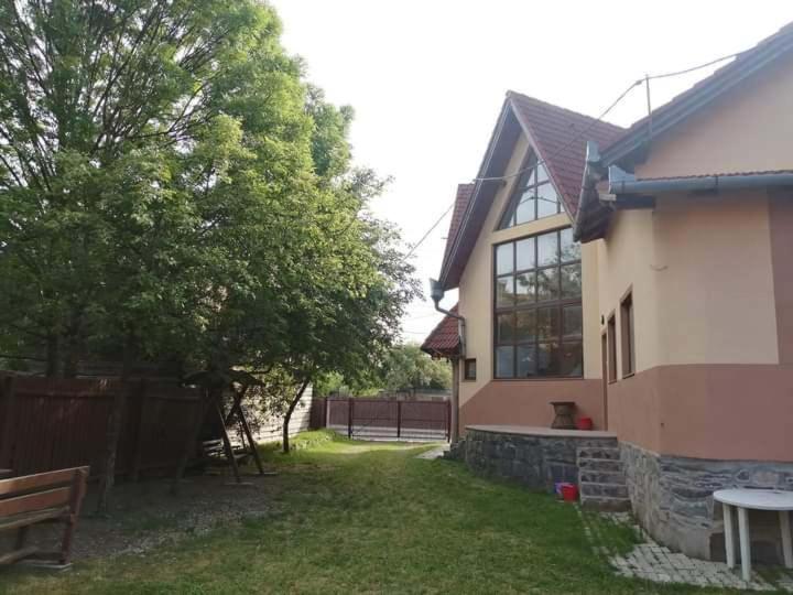 Egyszerű és Nagyszerű Hostel