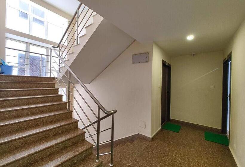 Goroomgo Hotel Maa Tulsi Guest House Ujjain