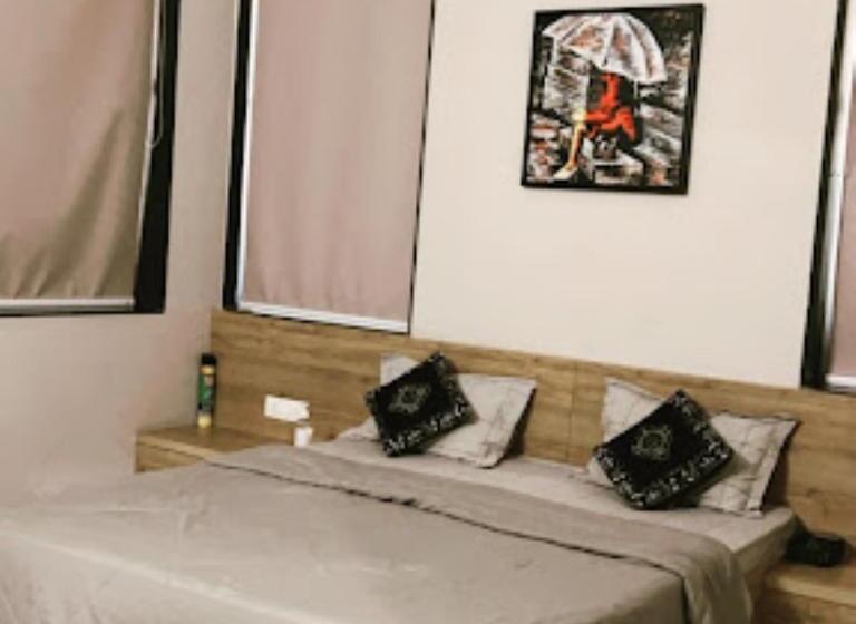 Отель Krushnashray Farms Ahmedabad