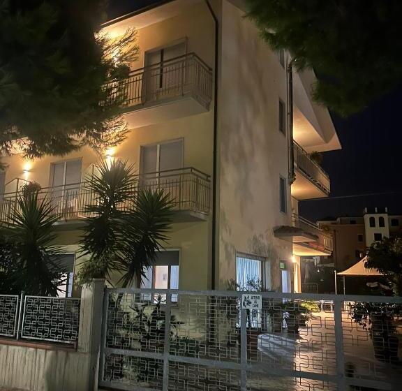 Отель Pensione Vagnozzi