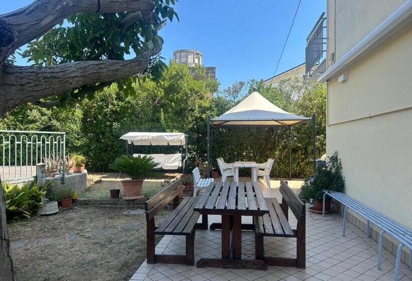 Отель Pensione Vagnozzi