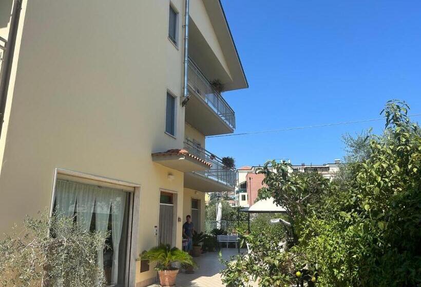 Отель Pensione Vagnozzi