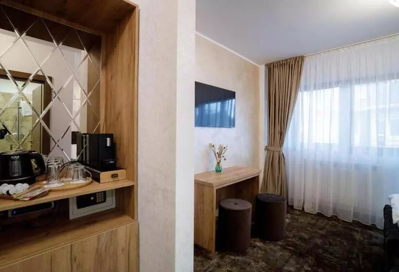 ホテル Pensiunea Natalya