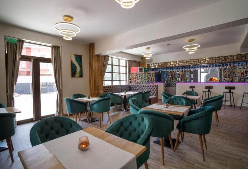 هتل Pensiunea Natalya