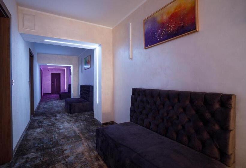 هتل Pensiunea Natalya