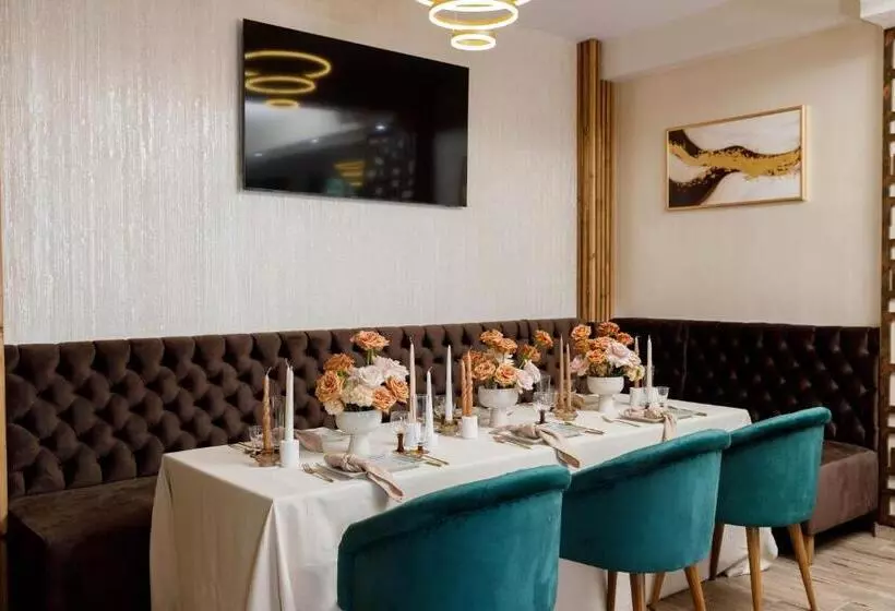 ホテル Pensiunea Natalya