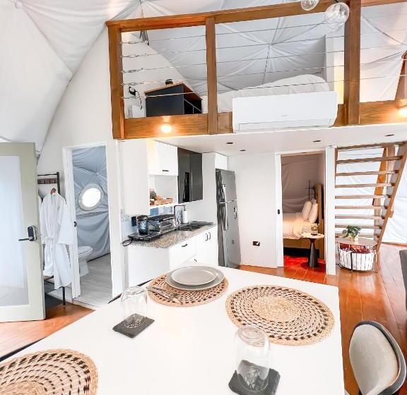 هتل The Domes Jarabacoa