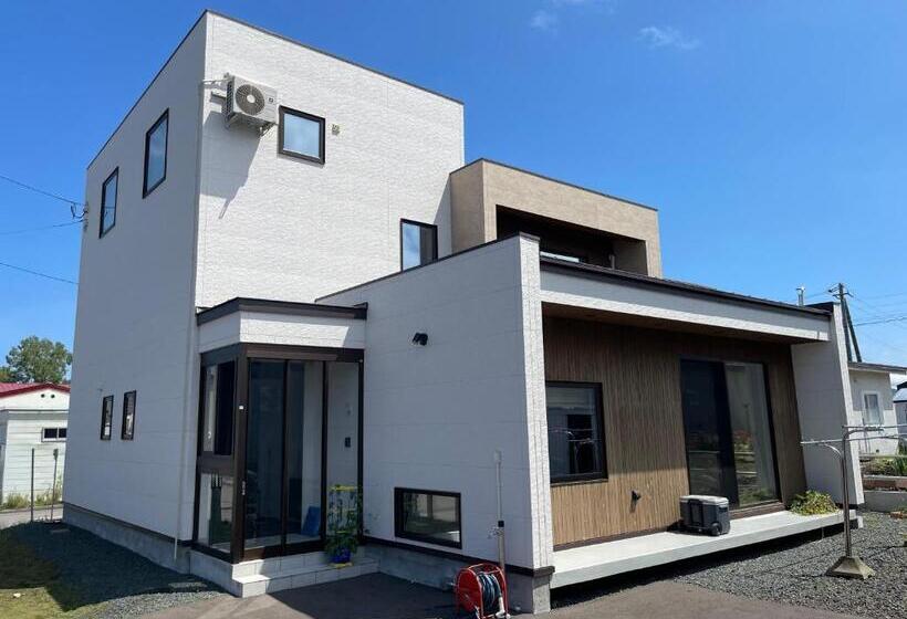 Pension オホーツクの海の幸が食べられる 漁師の家ゲストハウスohana