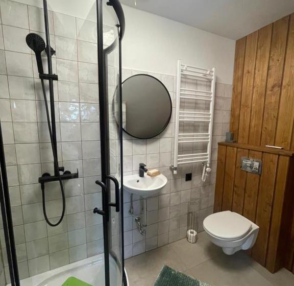 پانسیون More Holiday Cottage L