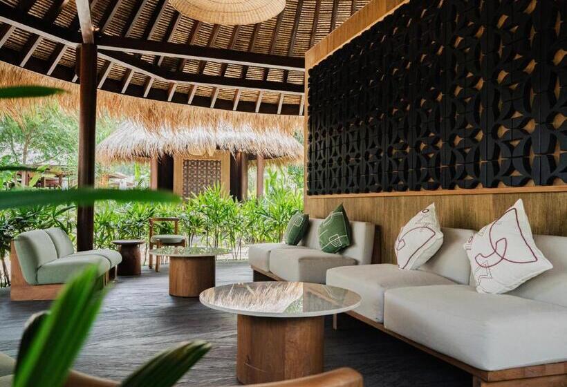 منتجع Kuara Lombok