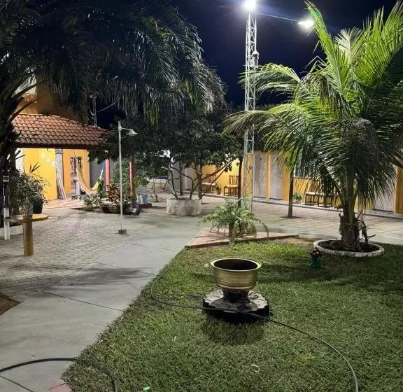 ユースホステル Chácara E Pousada Paraíso
