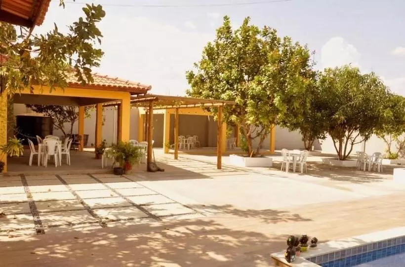 ユースホステル Chácara E Pousada Paraíso