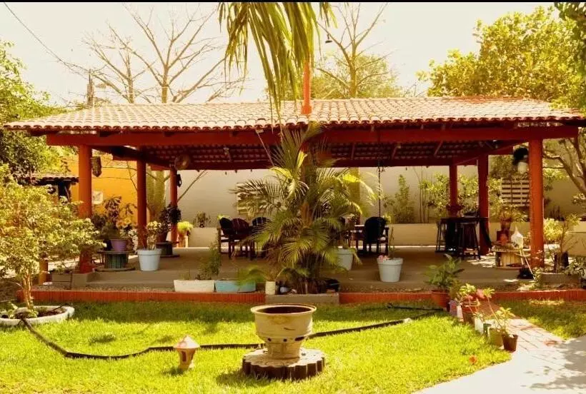 ユースホステル Chácara E Pousada Paraíso