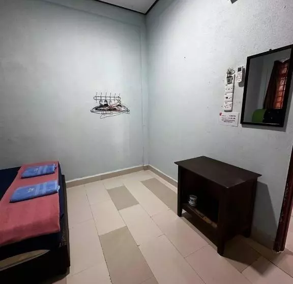 Retkeilymaja Perhentian Village Inn