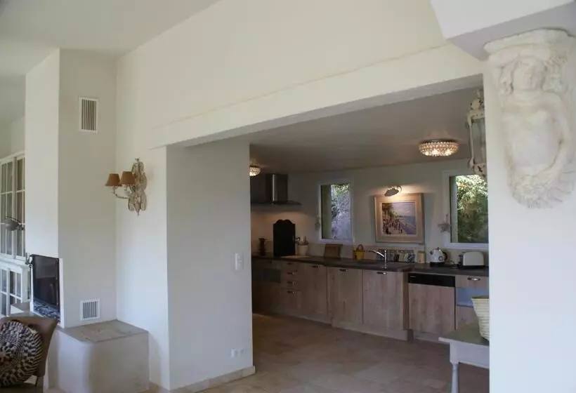 Aamiaismajoitus (B&B) L Irisciabella