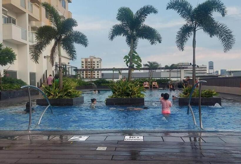 Bed and Breakfast Manhattan Plaza 1 Araneta Cubao Sereene City Bnb