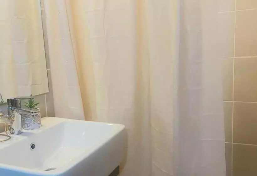 ベッドアンドブレックファースト Manhattan Plaza 1 Araneta Cubao Sereene City Bnb